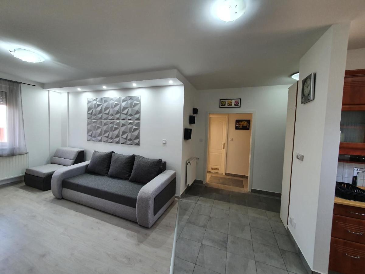 Fischer Apartment Hajduszoboszlo